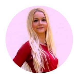 Eevi-Jones-Author-Image